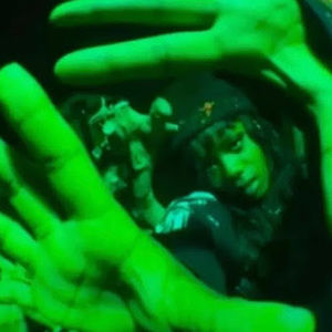 Meet your Posher, Chella